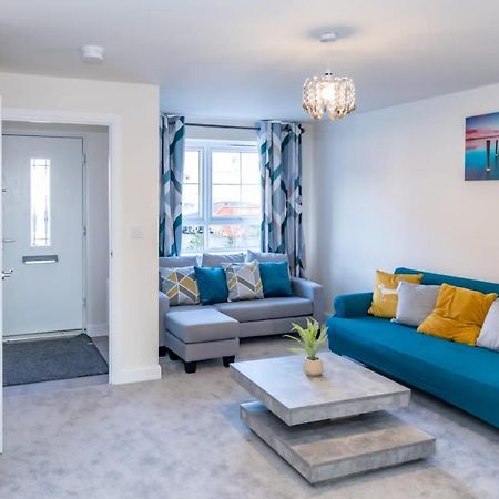 הוילה Stunning 3-Bed Risa House In Beeston נוטינגהאם מראה חיצוני תמונה