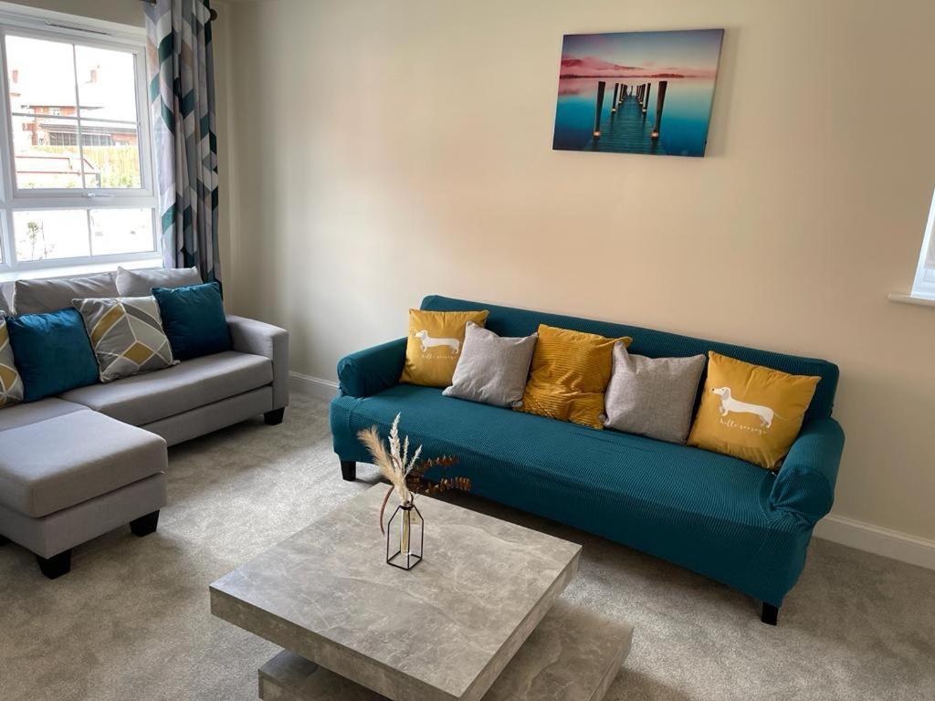 הוילה Stunning 3-Bed Risa House In Beeston נוטינגהאם מראה חיצוני תמונה