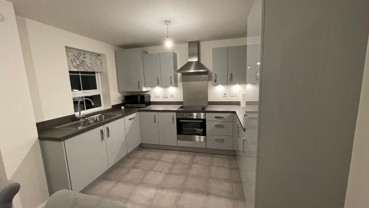 הוילה Stunning 3-Bed Risa House In Beeston נוטינגהאם מראה חיצוני תמונה