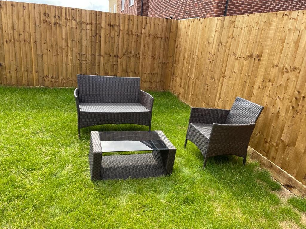 הוילה Stunning 3-Bed Risa House In Beeston נוטינגהאם מראה חיצוני תמונה